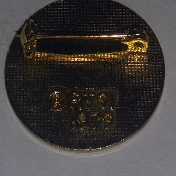 Pin - Picture 2 of 2